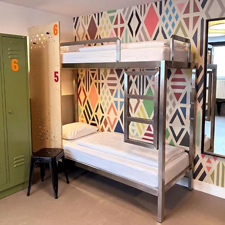 Stayokay Hostel Amsterdam Vondelpark-3