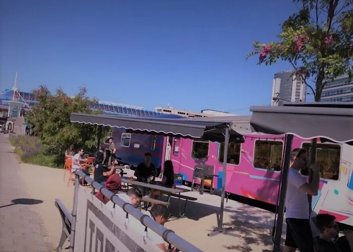 Train Lodge Amsterdam